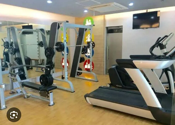 Aparthotel Mcv Condotel Near Terminal 3 *